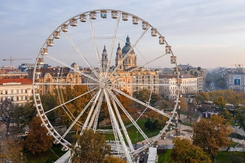 Площадь Эржебет