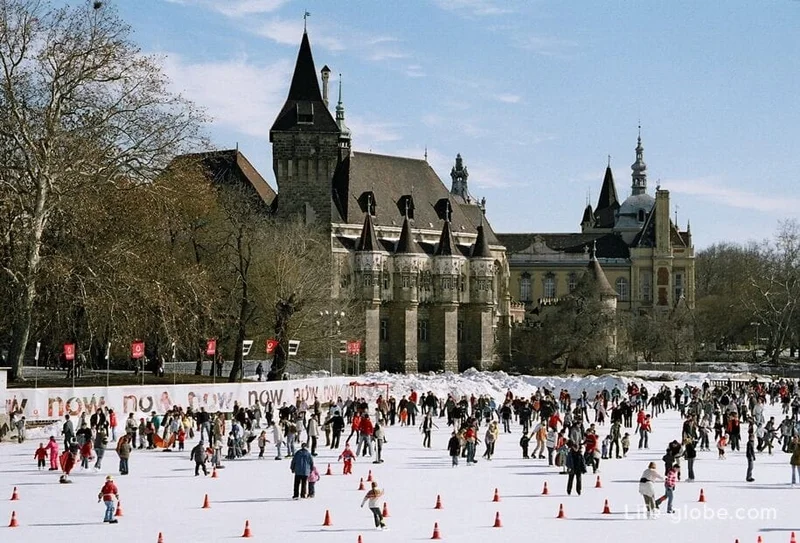 Парк Варошлигет